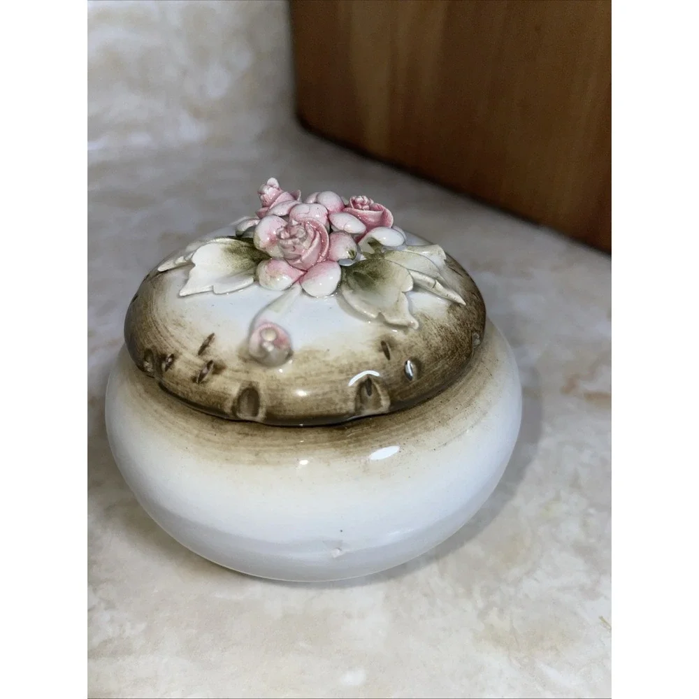 Vintage Capodimonte porcelain round trinket box intricate multi rose design‎